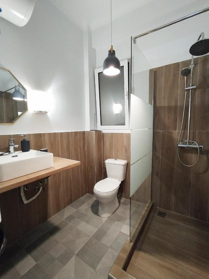 Rustic Studio Apartment Athena Bagian luar foto